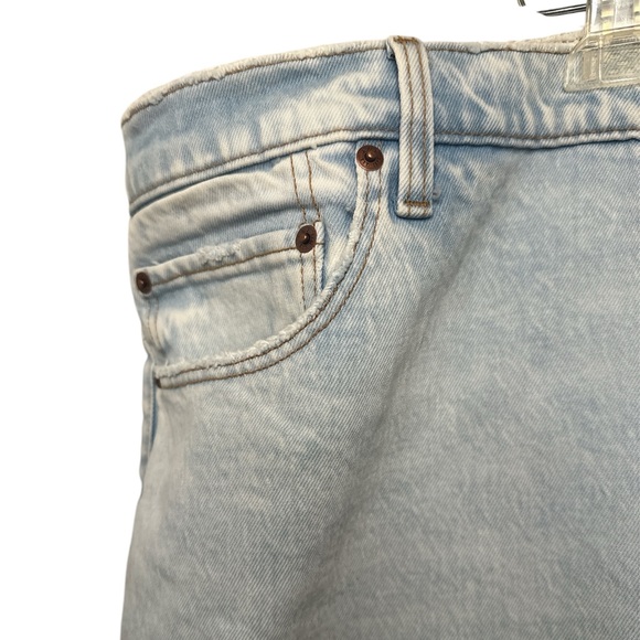 Abercrombie & Fitch the mom high rise Love High Rise Curve light wash 37/24L - Picture 7 of 16